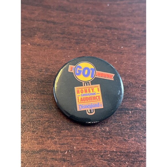 Disneyland Honey I‎ Shrunk The Audience “I Got Shrunk” Button Pin - Picture 1 of 3